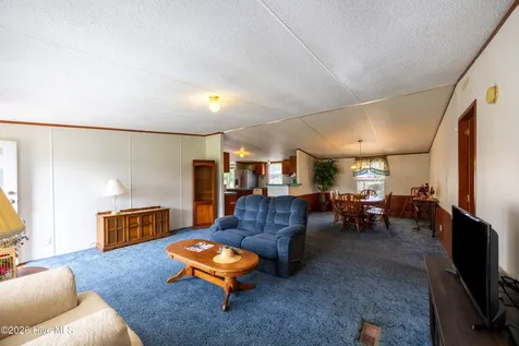 6321 Nc 42 Highway E Elm City NC 27822