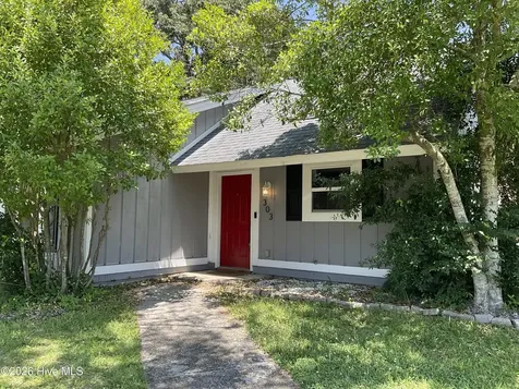 303 S Willow Lane Jacksonville NC 28546