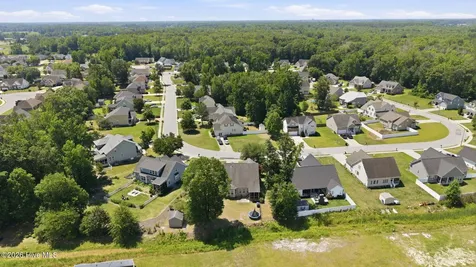 2901 Little Gem Circle Winterville NC 28590