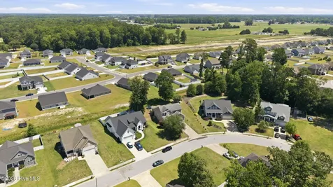 2901 Little Gem Circle Winterville NC 28590