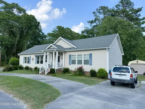 24 King Blount Drive Bath NC 27808
