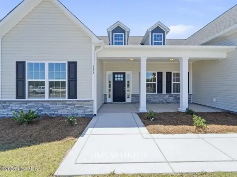 733 Atlantic Coast Lane Jacksonville NC 28546