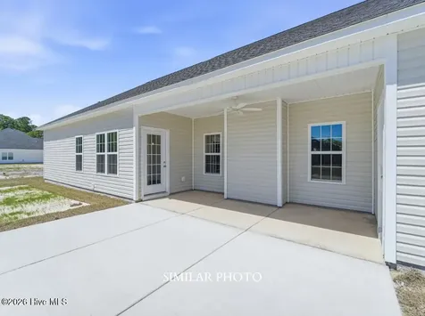 733 Atlantic Coast Lane Jacksonville NC 28546