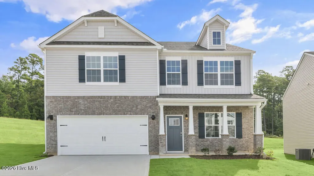 719 Lazy Elm Lane Aberdeen NC 28315