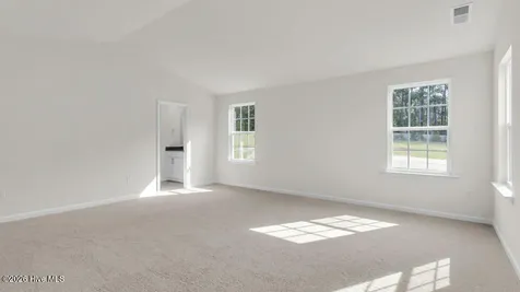 719 Lazy Elm Lane Aberdeen NC 28315