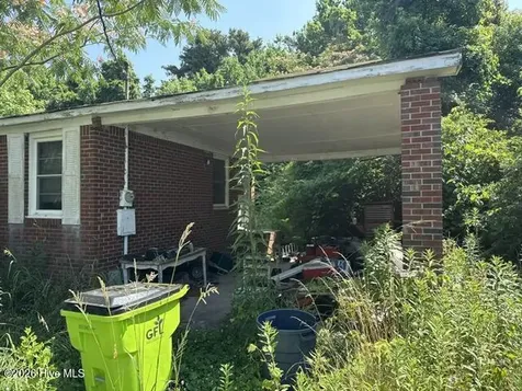 5516 County Line Road New Bern NC 28562
