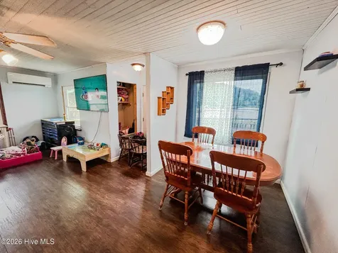 47 Hatchett Street Murphy NC 28906