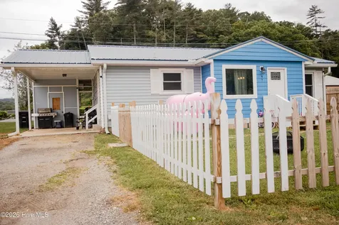 47 Hatchett Street Murphy NC 28906