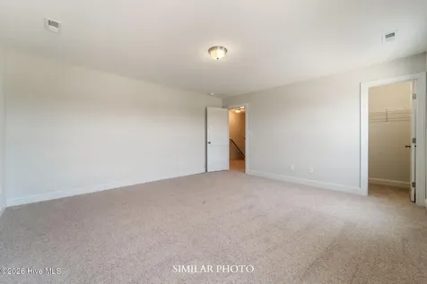 531 Appalachian Trail N Jacksonville NC 28546