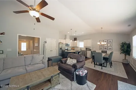 107 Prescott Circle Sneads Ferry NC 28460