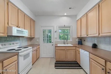 4148 Carlyle Place SE Southport NC 28461