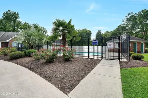 1600 Sturdivant Drive Wilmington NC 28403