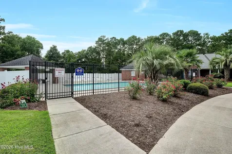 1600 Sturdivant Drive Wilmington NC 28403
