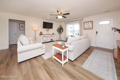 205 Compass Drive Elizabeth City NC 27909