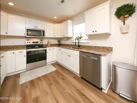 205 Compass Drive Elizabeth City NC 27909