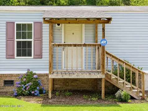 51 Rose Drive Rocky Point NC 28457