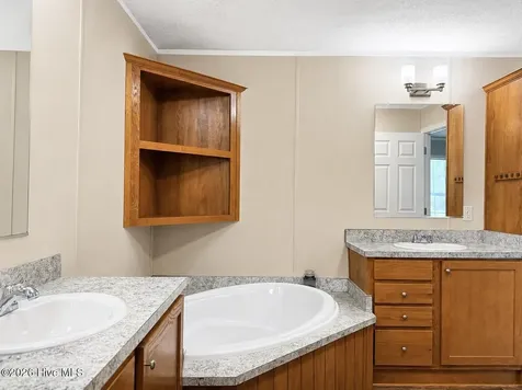 51 Rose Drive Rocky Point NC 28457