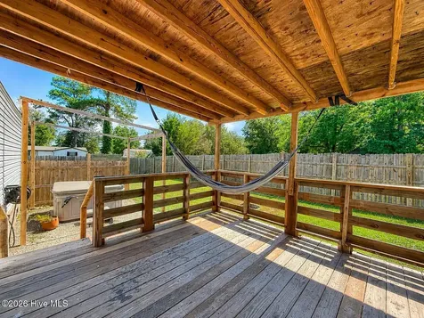 51 Rose Drive Rocky Point NC 28457