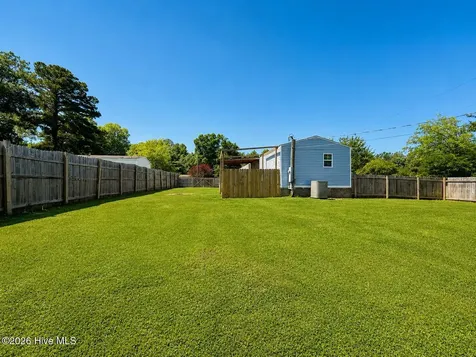 51 Rose Drive Rocky Point NC 28457