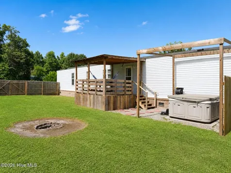 51 Rose Drive Rocky Point NC 28457