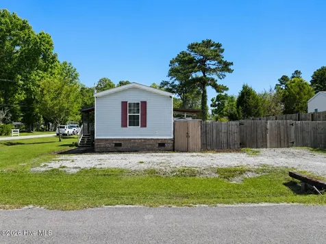 51 Rose Drive Rocky Point NC 28457