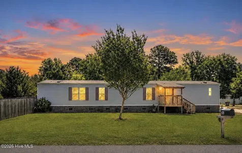 51 Rose Drive Rocky Point NC 28457