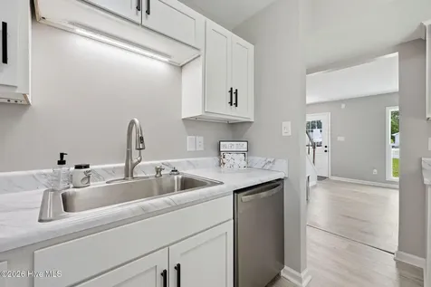 105 Woodside Court Jacksonville NC 28546