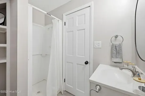 105 Woodside Court Jacksonville NC 28546