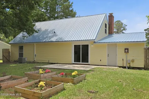 105 Woodside Court Jacksonville NC 28546