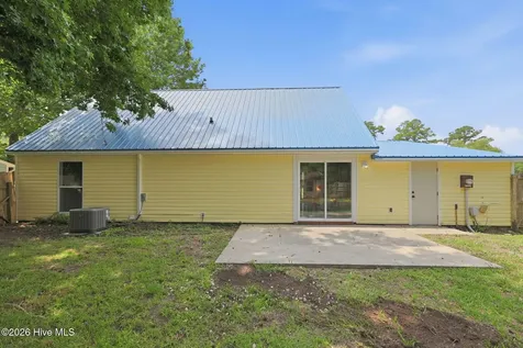 105 Woodside Court Jacksonville NC 28546