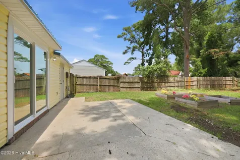 105 Woodside Court Jacksonville NC 28546
