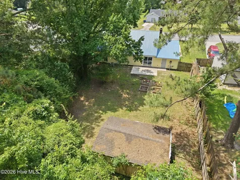 105 Woodside Court Jacksonville NC 28546
