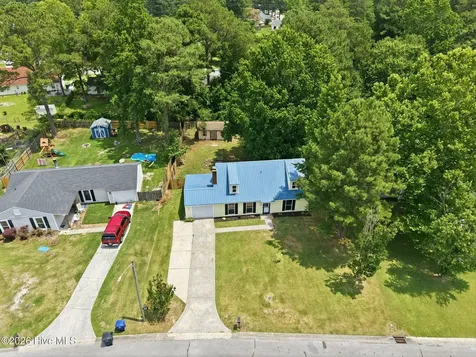 105 Woodside Court Jacksonville NC 28546
