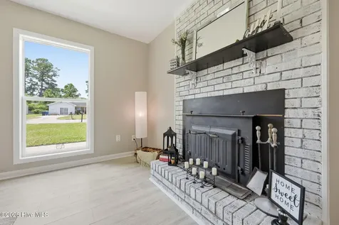 105 Woodside Court Jacksonville NC 28546