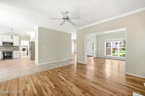6006 Forest Creek Circle Wilmington NC 28403