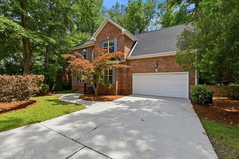 6006 Forest Creek Circle Wilmington NC 28403