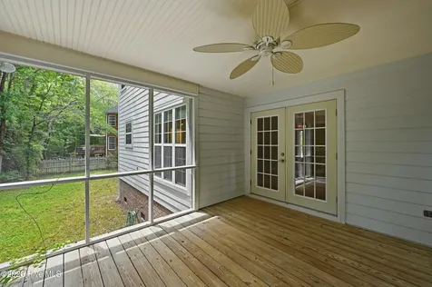 6006 Forest Creek Circle Wilmington NC 28403