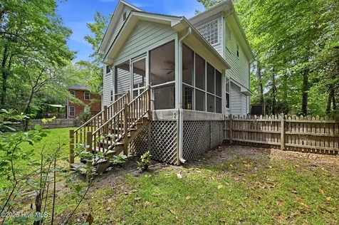 6006 Forest Creek Circle Wilmington NC 28403