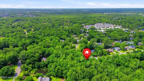 6006 Forest Creek Circle Wilmington NC 28403