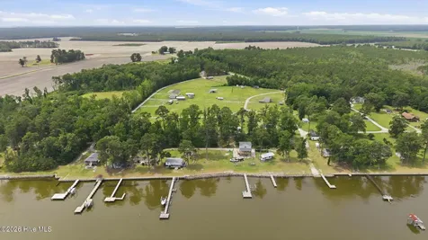 533 Doxie Lane Belhaven NC 27810