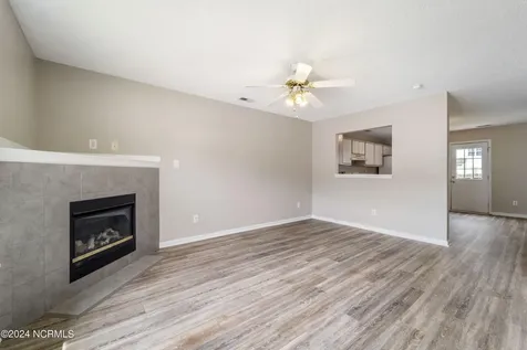 103 Pinegrove Court Jacksonville NC 28546