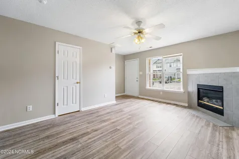 103 Pinegrove Court Jacksonville NC 28546
