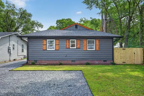 2157 Burnett Boulevard Wilmington NC 28401