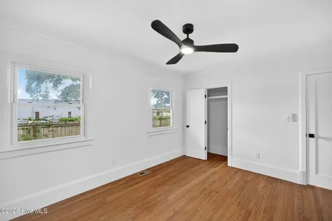2157 Burnett Boulevard Wilmington NC 28401