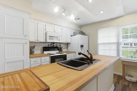 1820 Caracara Drive New Bern NC 28560
