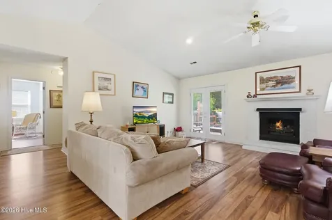 1820 Caracara Drive New Bern NC 28560