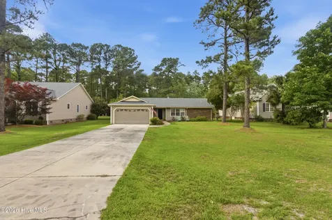 1820 Caracara Drive New Bern NC 28560