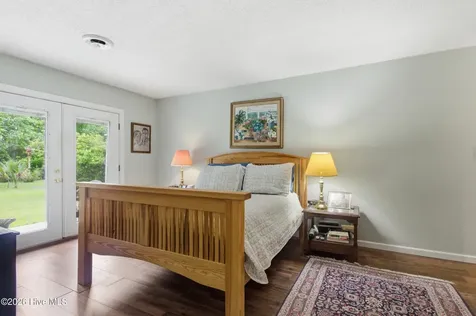 1820 Caracara Drive New Bern NC 28560