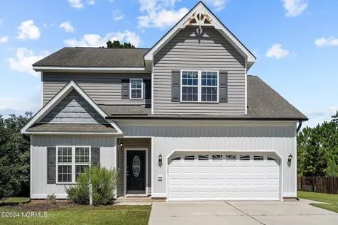 210 Wedgefield Circle Maple Hill NC 28454