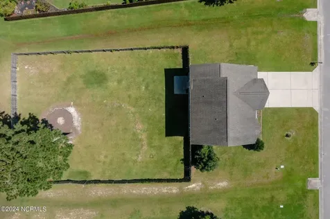 210 Wedgefield Circle Maple Hill NC 28454